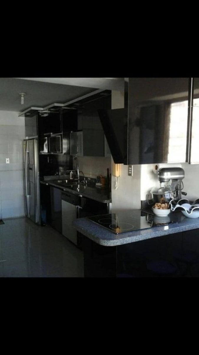 jucelar's tweet photo. FORMALAR...cocinas baños closets carpintería   Suba-Bogota...tel 9418752 y WhatsApp 317-845-0014 . https://t.co/Fm44BokWr7
