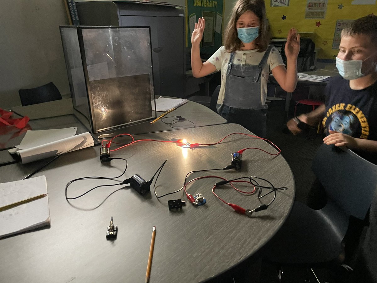 Batteries, lightbulbs and circuits oh my!  Building personal circuit quiz boards in fifth!  <a href="/BearCreekElem/">Bear Creek</a> #teambce #science