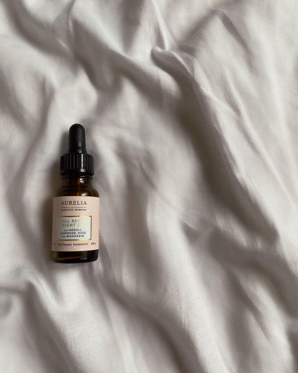 If you could choose only one word to describe our Cell Repair Night Oil, what would it be? 📷 @rassadina_makeup via Instagram