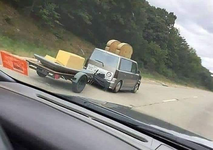 TheKFV's tweet photo. Did @Heywood_Banks get a new car? #YeahToast https://t.co/btEhMHeoWJ