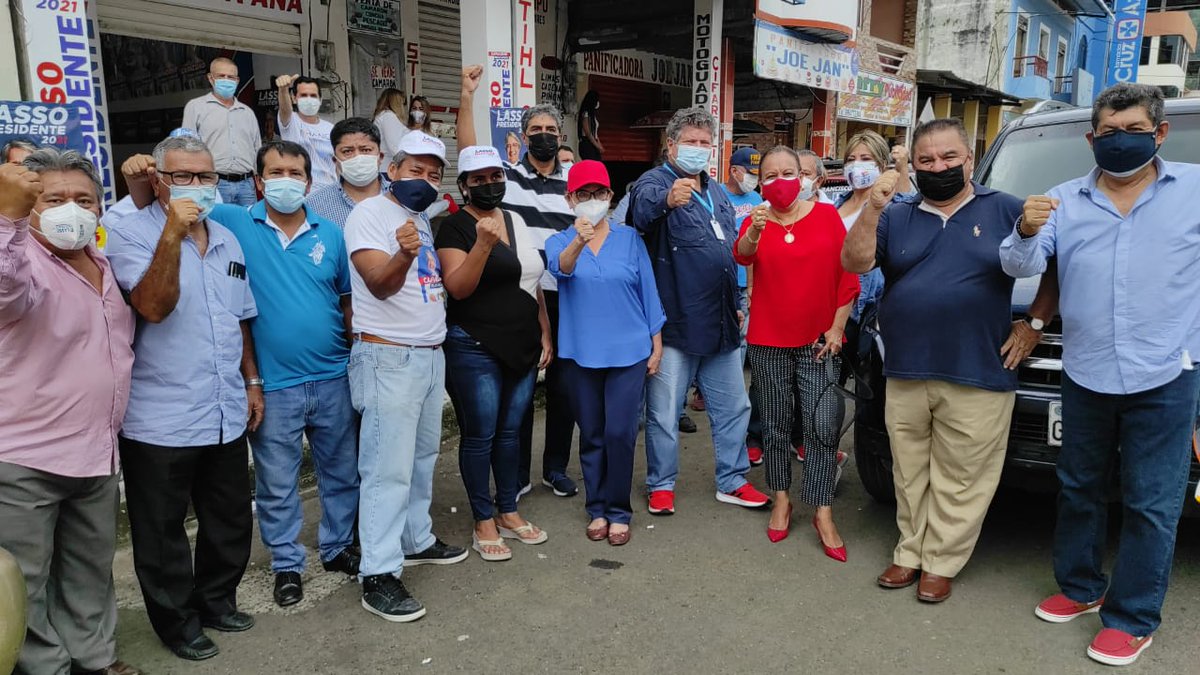 IndConLasso's tweet photo. El Ing. Juan José Pons visitó el Cantón 24 de Mayo con el Ab. Freddy Giler y la compañera Sonia López, se escucharon a los simpatizantes y se expusieron las propuestas de CAMBIO de @LassoGuillermo.
#EncontrémonosParaLograrlo #LassoPresidente2021 
@KAROLURIBEVELEZ https://t.co/fGTs3VXayf