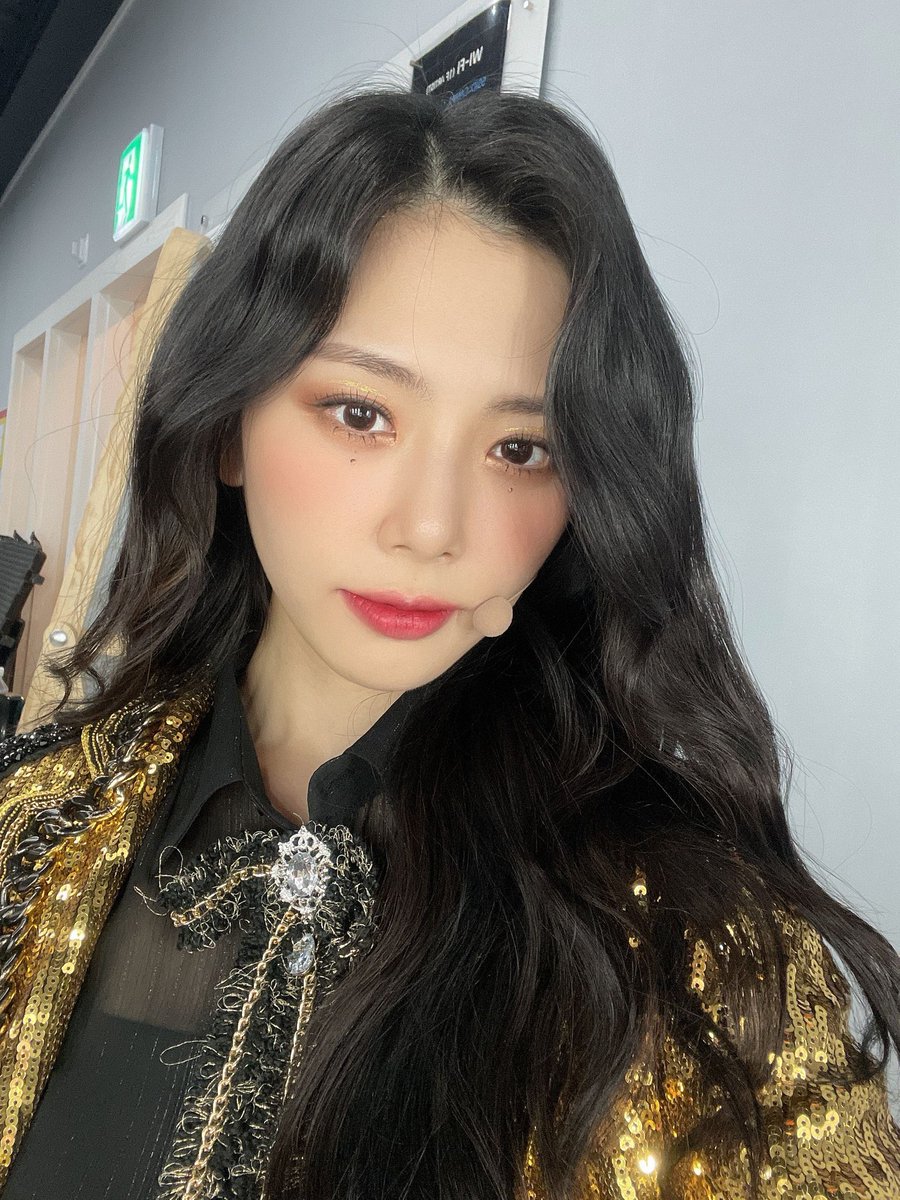 she's so pretty
