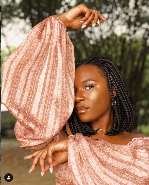 JeanineMabunda's tweet photo. #HommageAlaFemme
#Laetitia_Kandolo, jeune styliste congolaise, considérée comme une étoile montante du stylisme africain.
Entrepreneuse et fondatrice de la marque de vêtement #Uchawi.
Elle a su briser les codes, booster les stéréotypes et faire rêver.
La femme crée l’humanité. https://t.co/5CCzc93XlV