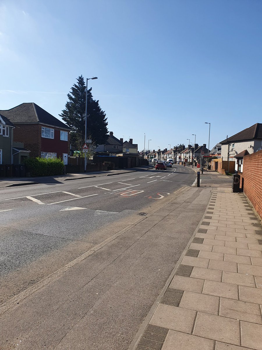 MPSBarkDag's tweet photo. Safer schools officers PC Wood and PC Heard today conducted foot patrols of the Broad Street, Church elm Lane, Old Dagenham Park areas as part of #OpBempton 1548EA @lbbdcouncil https://t.co/grMmrm0pgu