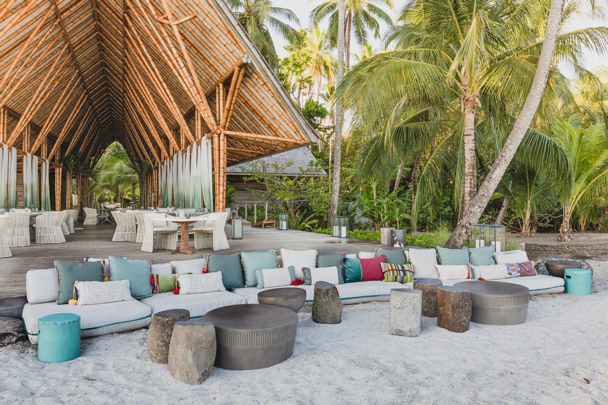 IslasSecas's tweet photo. The unique cathedral-like Terraza is the heart of #IslasSecas: a place to relax, share meals, tales of recent adventures and beautiful sea views.

https://t.co/T3yiaE821E https://t.co/BwZvDJjGno