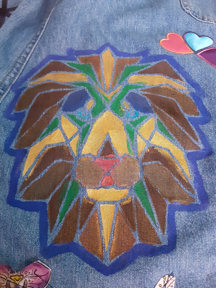 sweetcube34's tweet photo. Stuff that I have made for me and some I drawed to try to make them real for me to https://t.co/qPvhGvwEij