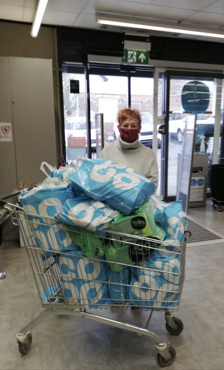 LocalMoodiesb's tweet photo. Another great donation from our fabulous customers to the local Foodbank @peterpalm18 @coopuk #ItsWhatWeDo https://t.co/PNqMfPMiER