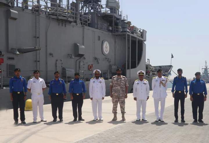 GHaZ_NAwE77's tweet photo. On completion of port visit, the bilateral exercise Asad Al Bahr-II was undertaken b/w #PN &amp; #QENF ships #HUWAR #DAMSAH &amp; #KAAN participated in the exercise along with aircraft of Qatar Emiri Air Forces QEAF
The exercise was aimed to strengthen bilateral ties /3

#Pakistan #ISI https://t.co/flErqei6lw