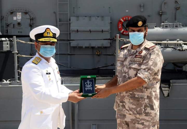 GHaZ_NAwE77's tweet photo. On completion of port visit, the bilateral exercise Asad Al Bahr-II was undertaken b/w #PN &amp; #QENF ships #HUWAR #DAMSAH &amp; #KAAN participated in the exercise along with aircraft of Qatar Emiri Air Forces QEAF
The exercise was aimed to strengthen bilateral ties /3

#Pakistan #ISI https://t.co/flErqei6lw