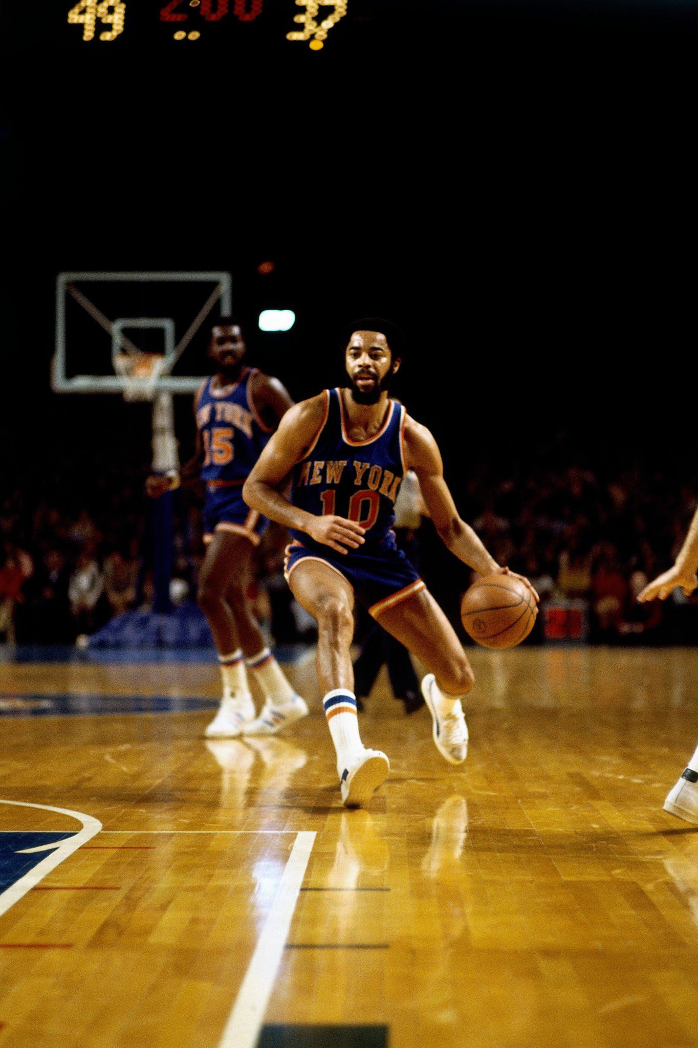 Happy Birthday to Basketball Hall of Famer and Knicks Legend Walt Frazier. 
