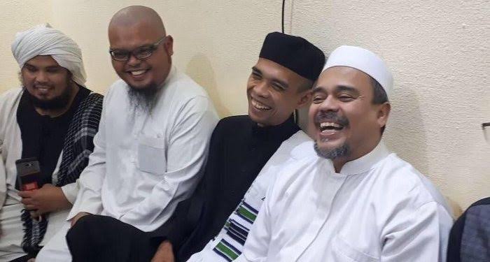 SammiSoh's tweet photo. Para pentolan kadrun ini gak mampu mengecam &amp; minta maaf kpd umat non-muslim yg menjadi korban bom bunuh diri di Makasar. 

Mereka tidak berani katakan belum mampu mengajarkan &amp; memberi tauladan terbaik kepada ummat mereka (atau mmg sepaham &amp; mendukung aksi tsb) https://t.co/kVG55rxlec