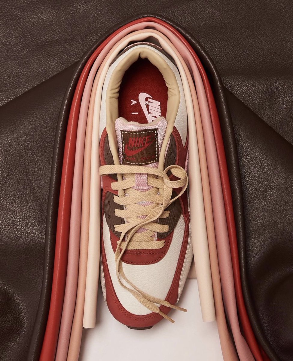 JustFlip's tweet photo. How was your Air Max weekend? https://t.co/1He9mYyw7R