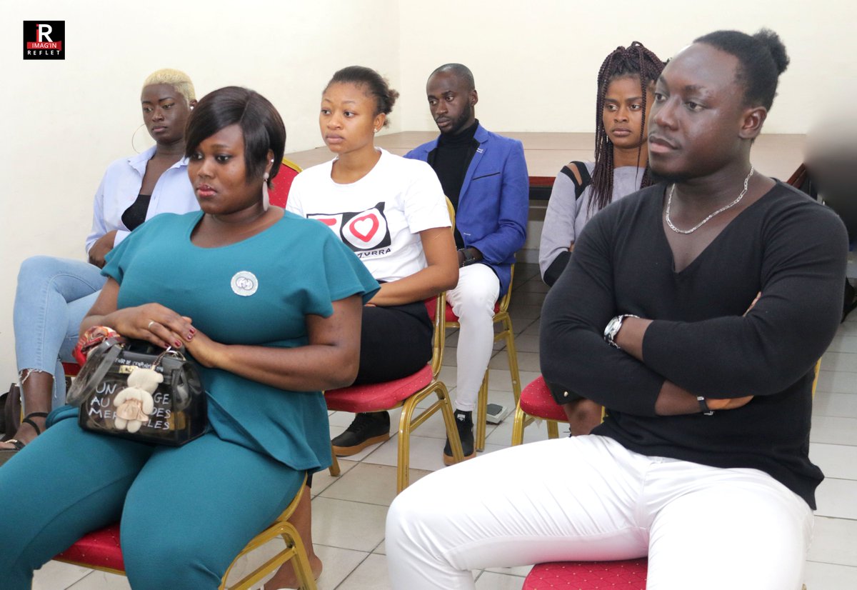 imagin_reflet's tweet photo. 🎓Cérémonie de remise de diplôme à la 2eme promotion de la formation qualifiante et certifiante en actorat avec #Mahoula_Kané à @imagin_reflet
Participez à la prochaine session😊
📲+225 2722531171 / 0708274627
🌐https://t.co/M40WwPhzdY
#formation #session2 #diplôme #Actorat https://t.co/MPvfQVdN7J