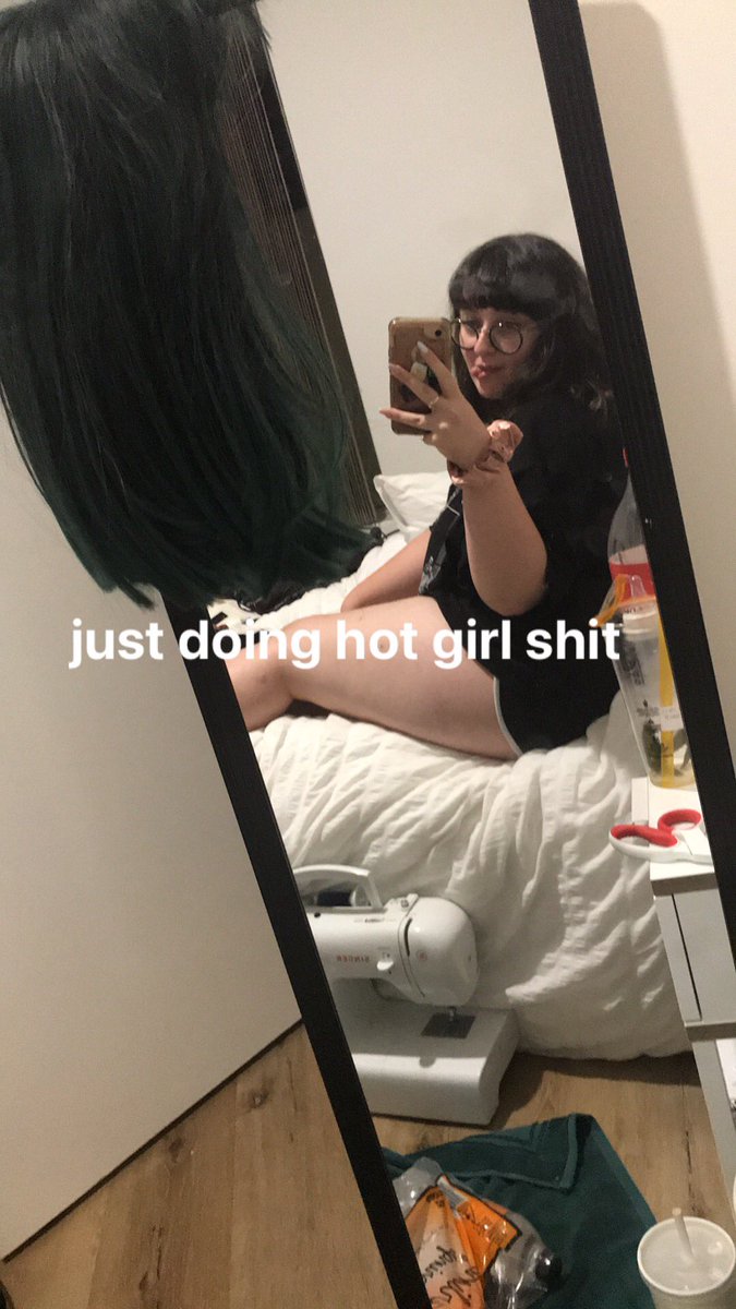 foregin_trash's tweet photo. i’m back hoes https://t.co/YP33ucURzp