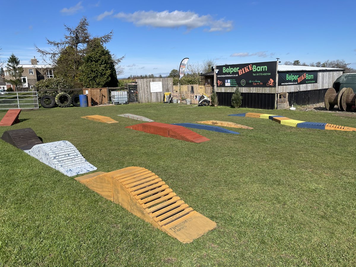 BarnBelper's tweet photo. The skills area and revamped ramps are back in business! 

Practice your pumping 😳 on the Russian Rollers, or your precision skills on the skinnies and the snake, or learn to jump on the kicker ramp with progressive gap jumps. 
01773 432104 enquiries@belperbikebarn.co.uk to book https://t.co/obxXsKpQng