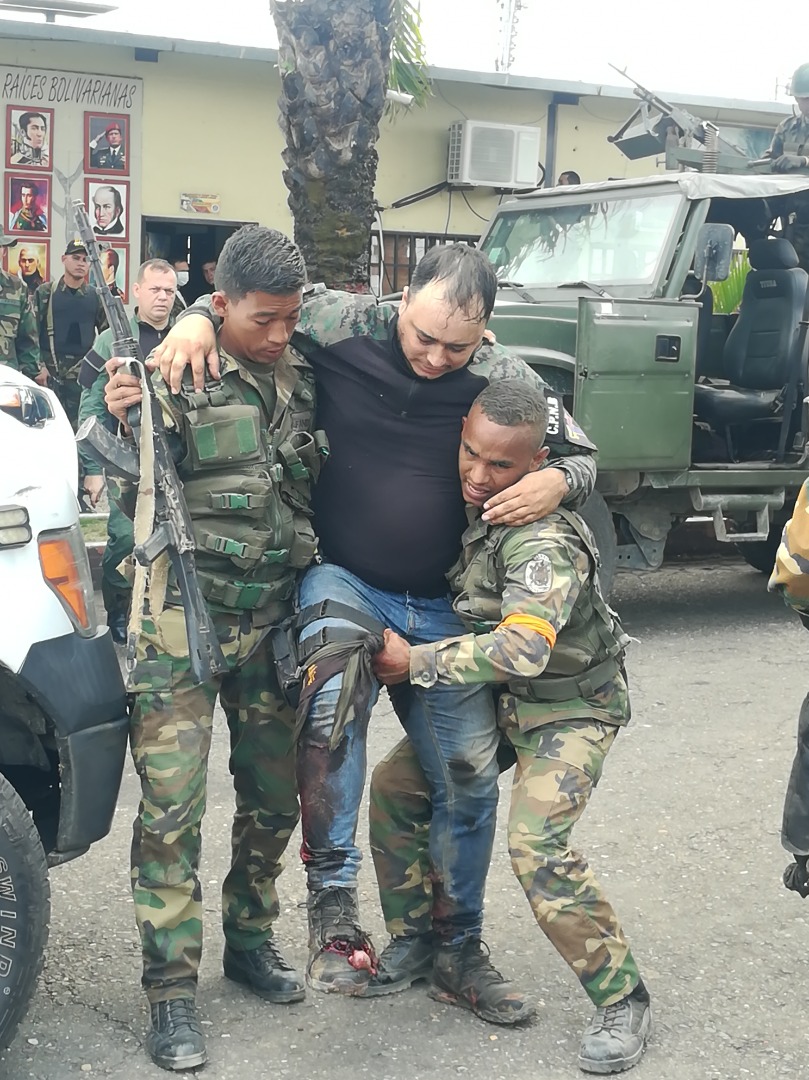 Operaciones Militares de la FANBV - Página 3 Expyl5JWQAwcGo4?format=jpg&name=medium