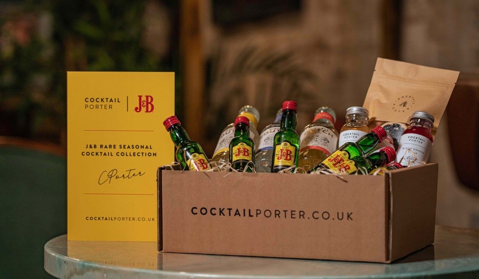 thehandbooknews's tweet photo. For your chance to #WIN J&amp;B Rare Seasonal Spring Collection Cocktail Kit!
#competition @WhyskyJBSCOTCH 

All you need to do - 
🌟Follow us 
🌟Like This Tweet
🌟Retweet This Tweet

https://t.co/H9LtE2mRBe https://t.co/NeXp4uGhds