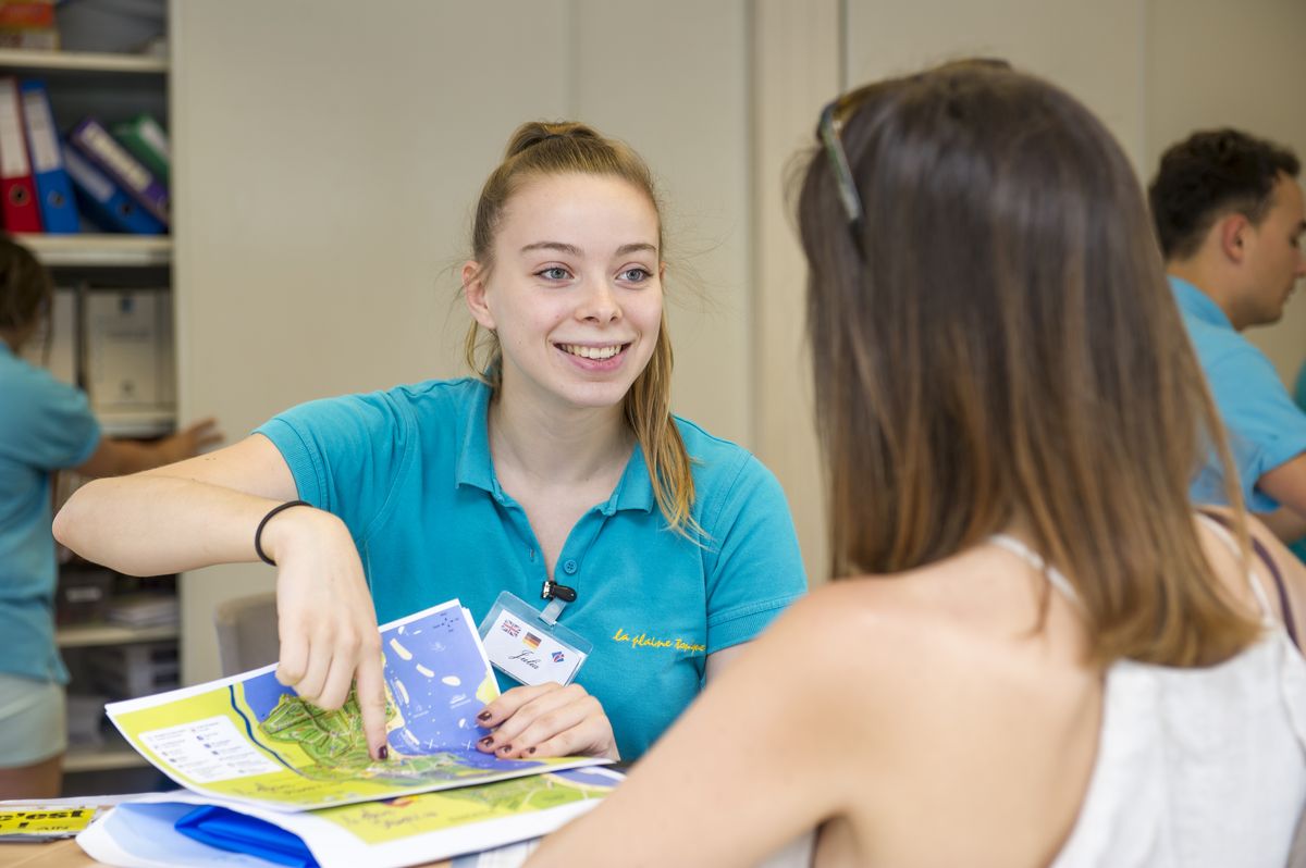 #Emplois  saisonniers : des postes à pourvoir grandbourg.fr/actualite/816/…