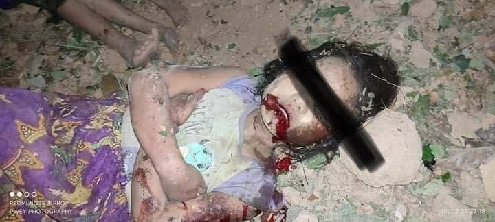 ThitLwin2920's tweet photo. tw // death
Military junta forces launched air strike on Karen National Union-controlled area, brigade 5, Karen State. Children who were hiding got killed and many got seriously injured reportedly.
JUNTA MASSACRE
#WhatsHappeningInMyanmar #Mar29Coup https://t.co/vdxRmcv4rH