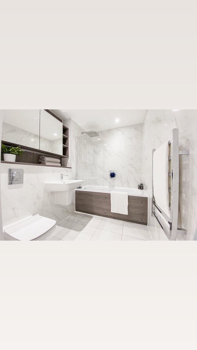 OConnorBow's tweet photo. £1100pcm #deansgatesquare #manchester 📞 0161 833 3820 for more details #luxurylifestyle https://t.co/tgJlPjPcoN