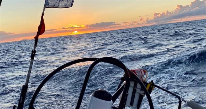 Sail-World.com tweet media