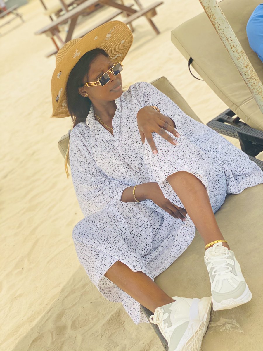 Hashaky1's tweet image. Rich Aunty vibes❤️❤️❤️