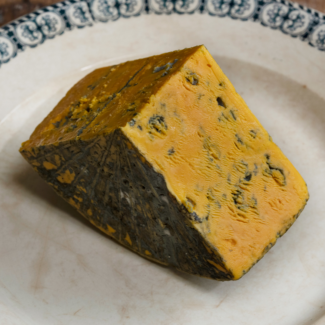ButlersCheese's tweet photo. We are often asked about the rind on our #bluecheeses. The rind is completely edible (and some say the best bit!), so don't waste it! The amount of blue and white mould on each #cheese will vary depending on the moisture content and maturity of the #cheese.  #Perfect! https://t.co/Gp8vj6i3xg