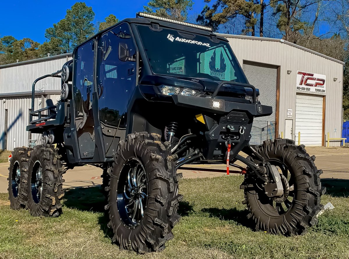 superatvtweet's tweet photo. π Another beauty rolling out of #TCPoffroad! Peep this decked out @CanAm #Defender on an #SATV 8" #GDP portal gear lift, full suspension, #RhinoAxles, Full Enclosure Doors, #TerminatorMAX Tires, & so much more! Topped off with a sweet setup from AudioFormz, Inc.! πβ #SuperATV https://t.co/520sESLSGj