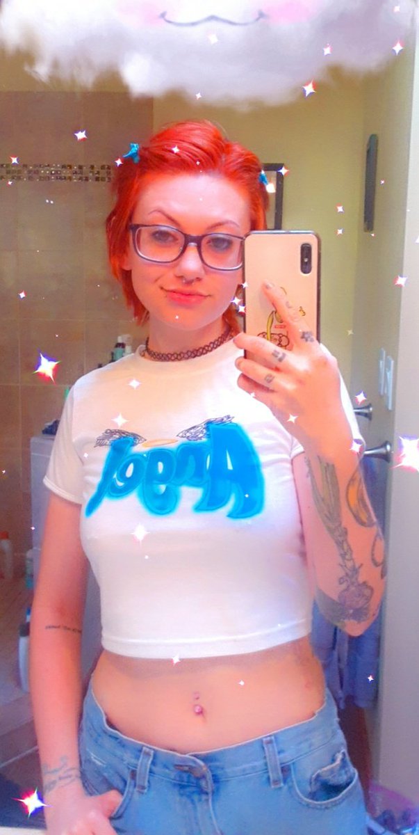 RileyRose9091's tweet photo. I'm feeling hellah cute today
#feelingmyself https://t.co/Zi6tuQIjj3