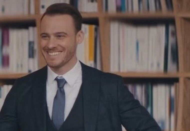 obregreenbriar's tweet photo. fragman sin                        Fragman con
subtítulos                           subtítulos 
#SenÇalKapımı #EdSer https://t.co/LWMGu4c1Aa