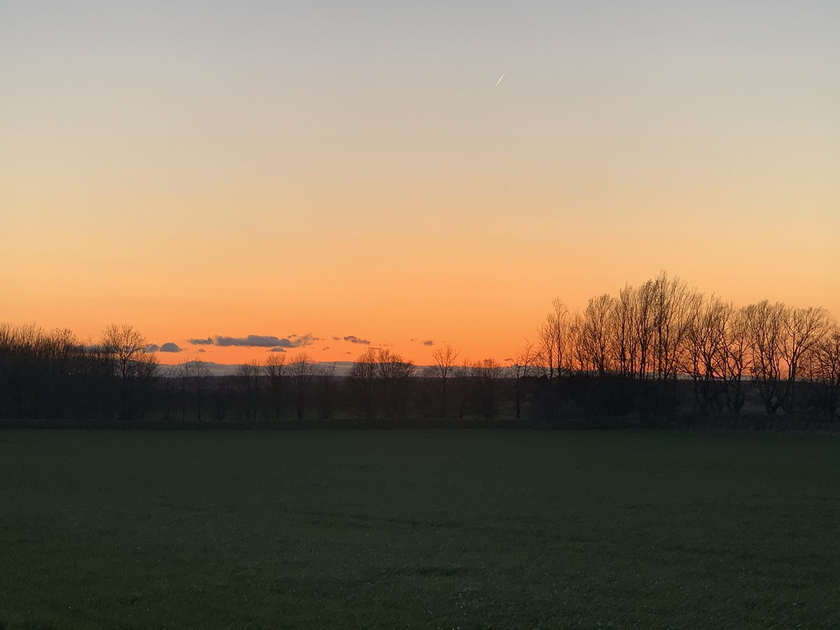 CharlesAnyan's tweet image. A short and windy cycle out to #Harpswell this evening to keep my exercise every day streak alive.

Was a fantastic evening for it 💥