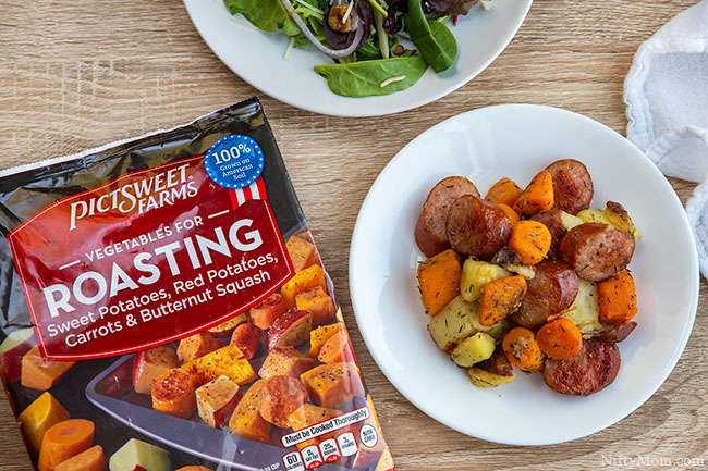 Sausage &amp; Vegetables Sheet Pan Dinner featuring  Pictsweet Farms® Vegetables For Roasting + GIVEAWAY! #ad #PictsweetFarms #FrozenFoodMonth #MFFM2021

>> niftymom.com/2021/03/sausag…
