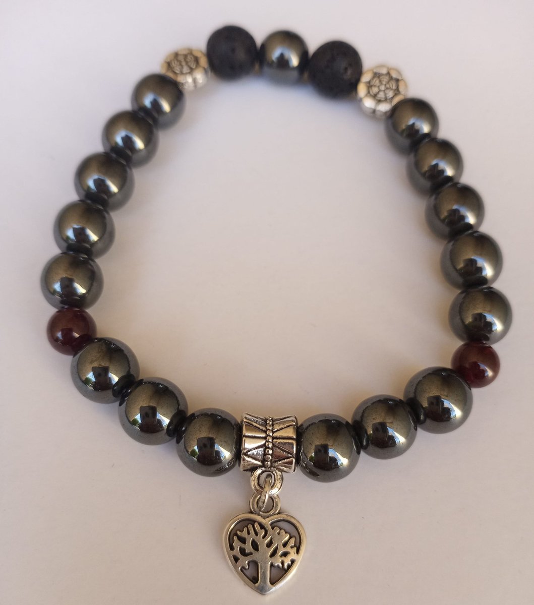 BranchLaquanya's tweet photo. Silver Heart/Tree Charmed Hematite Stone Beaded Bracelet 🖤🌳🖤
.
.
🖤🖤 Shop Charmed Bracelet Jewelry Styles or Accessories 

👉🏾 Use Promo Code SPRINGTIME during checkout for discount 🌞

#blackownedbusiness #boutiqueshopping #charmedjewelry #beadedjewelry #stonebracelets #style https://t.co/8VTlzRCNia