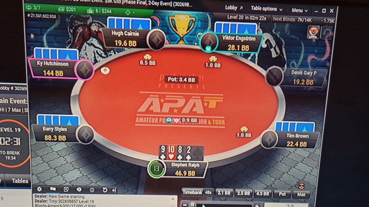 wildirishcat's tweet photo. HUNTERS day 2 has been fiesty @apatpoker PLO FT 3/7 let's go. #wildcatpoker @8Roxpoker #inthehunt #4cards https://t.co/iGfvphPTns