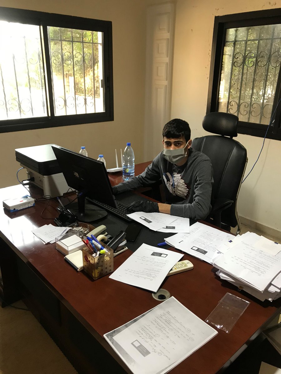 Mohamadlahib3's tweet photo. During the pandemic, as a Lebanese #USAID #USP scholars, we took the decision to support our community during the #Covid_19 pandemic and the Lebanese economic crisis.
@Mohamadlahib3 and @MohamadNeaymeh
participated in food donations and helped families in need. #Help_Lebanon https://t.co/yzLCI3YXGS