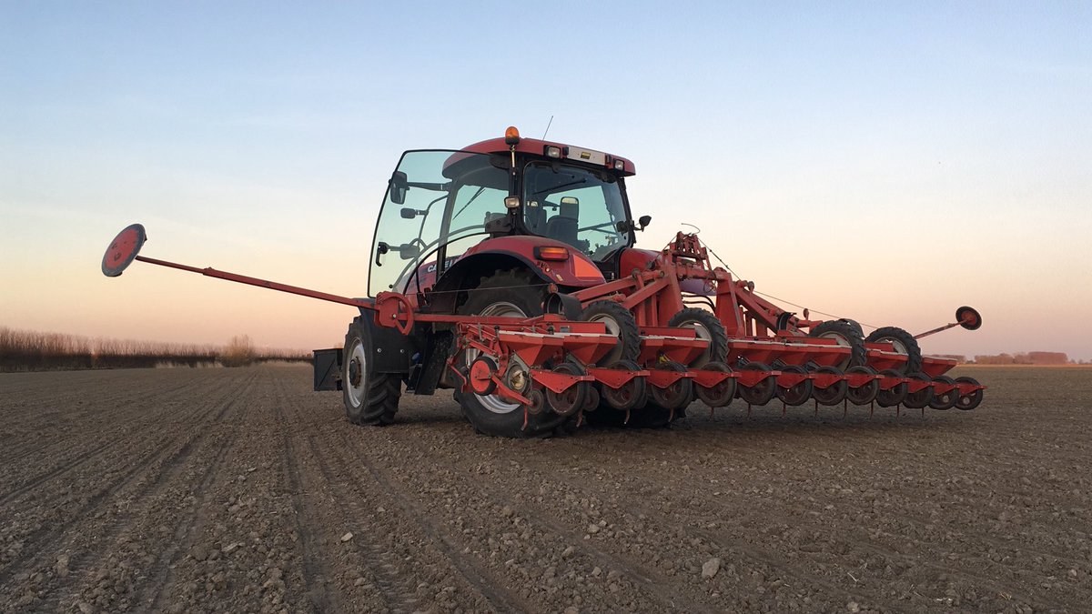 De suikerbieten voor #oogst2021 zijn weer gezaaid op #KleinTiengemeten