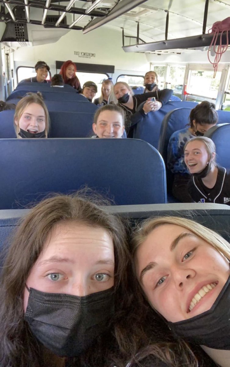 thelakesb's tweet photo. GAMEDAY at Mooresville #WeAreTheLake game starts @ 5:30!!! https://t.co/w5c3MoIelJ