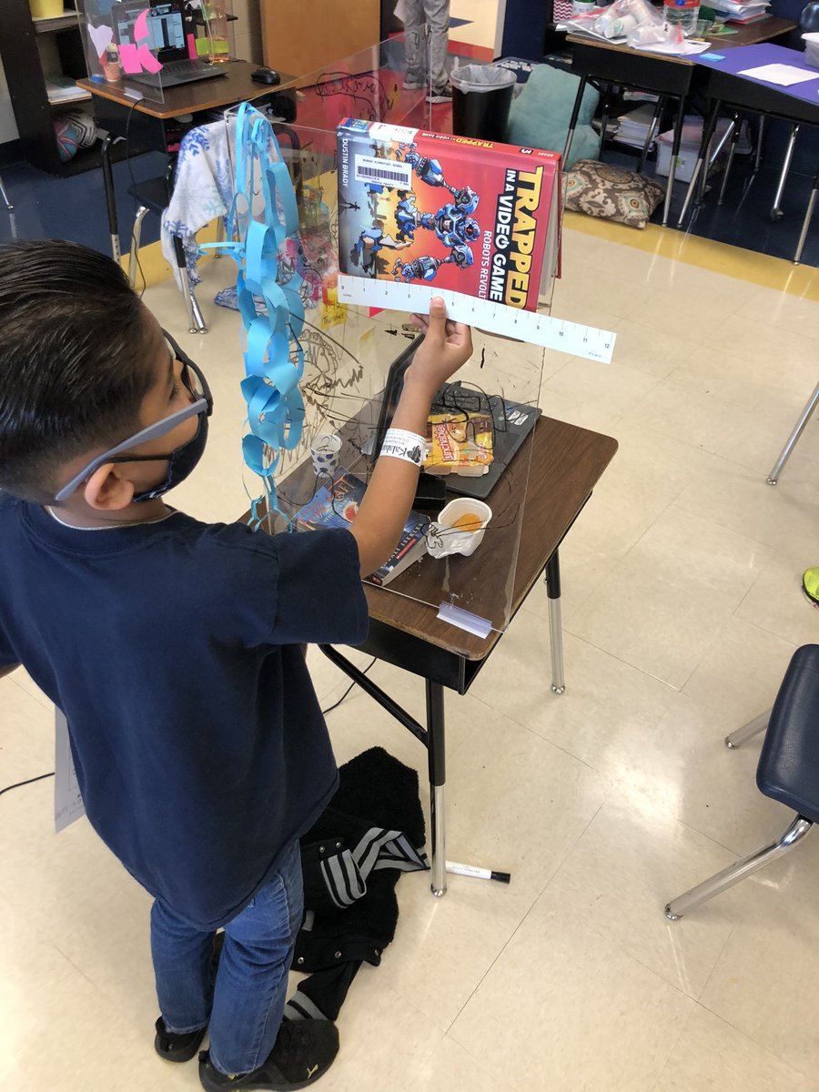 MrMurnin's tweet photo. We are measuring !!! Woohoo!! Measuring scavenger hunt !! @NISDMurnin #Math #NISDMath https://t.co/gnsW0lXIoH