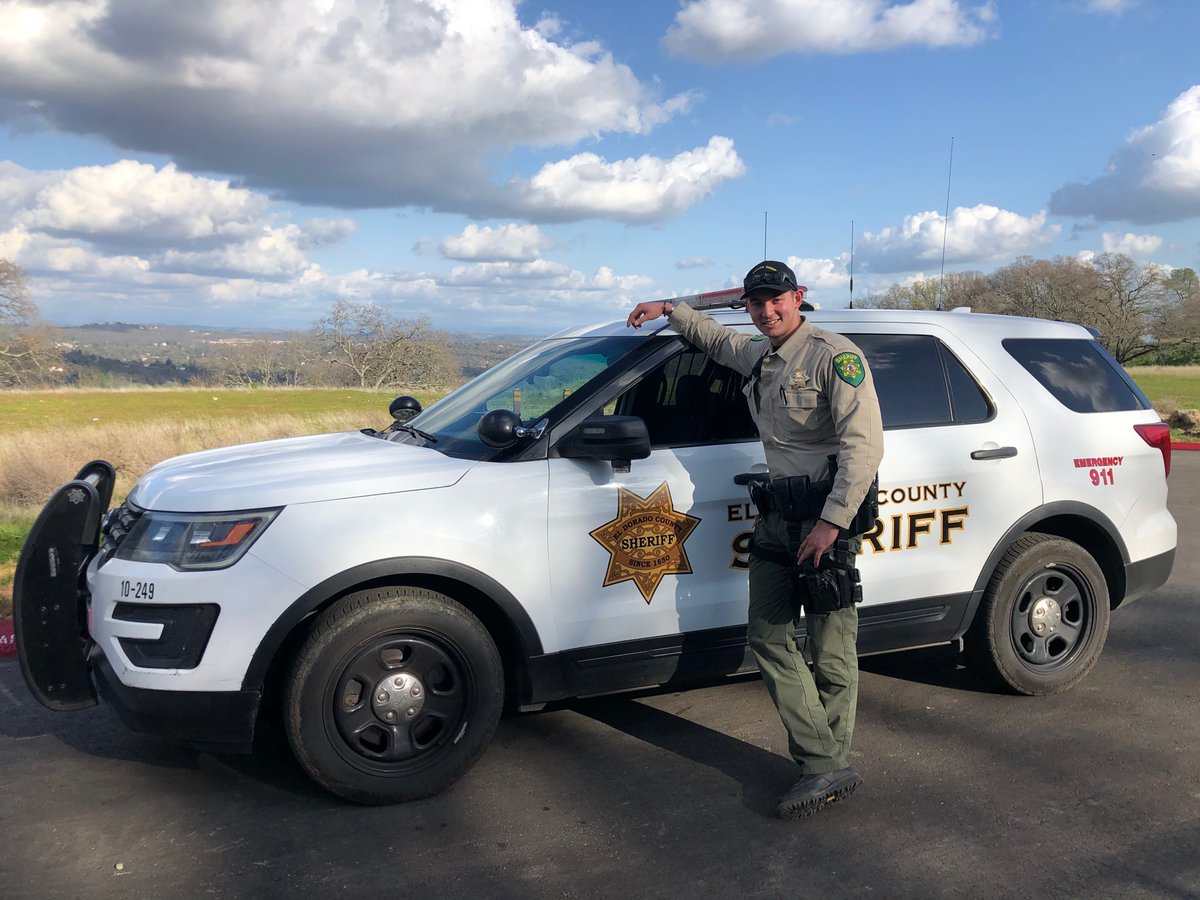 GG_EDSO's tweet photo. Deputy Combs successfully passed the rigorous Field Training Program and is now a solo patrol deputy. Congratulations! #edso #FTO https://t.co/zdMUPrAl25