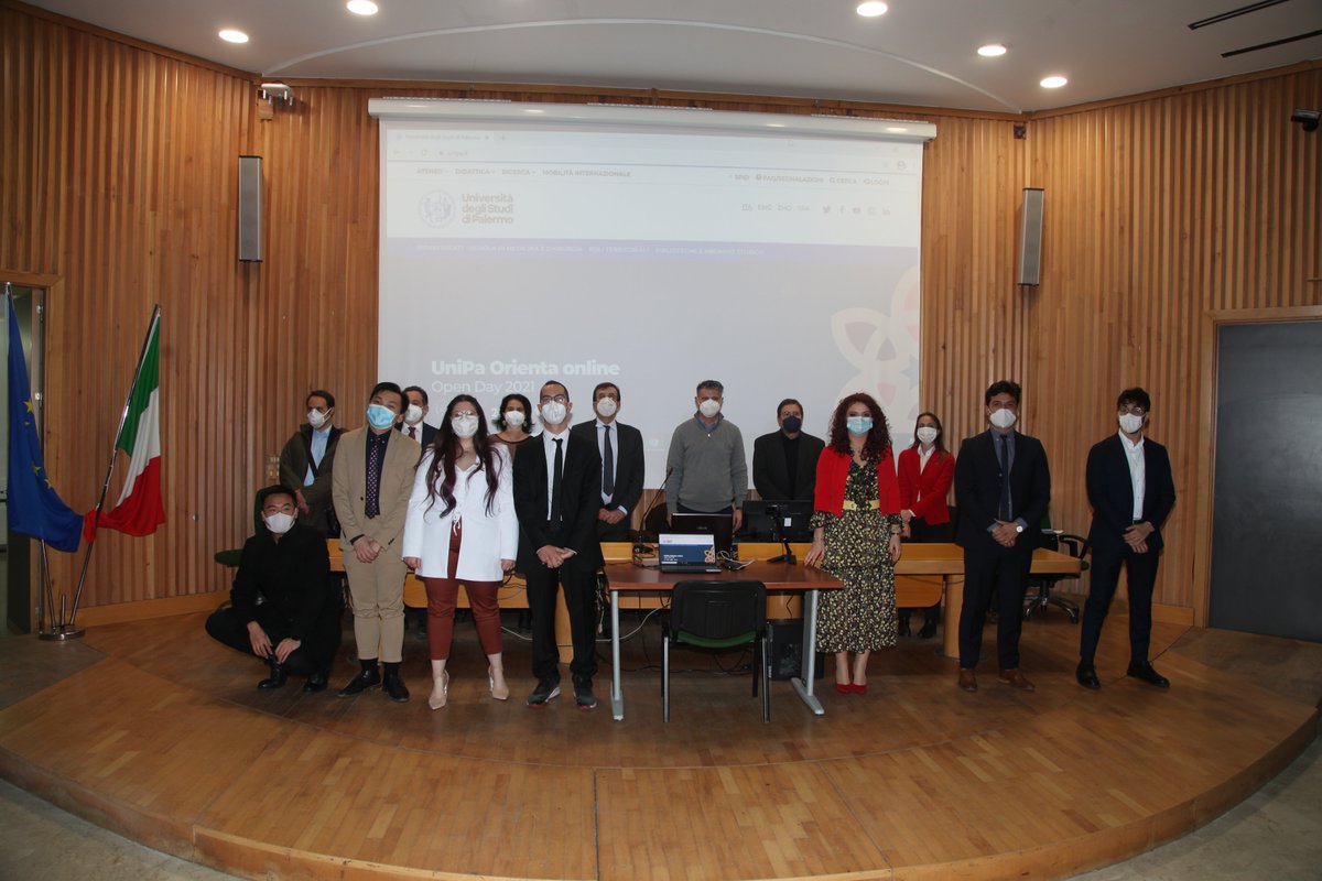 unipa_it's tweet photo. Al #dSEAS si è svolta la cerimonia di #laurea dei primi studenti di cittadinanza vietnamita iscritti al CdLM internazionale in “Tourism Systems and Hospitality Management”, attivato in collaborazione tra #UniPa e la
@FIU
ℹ️ https://t.co/asGCFUhI6p https://t.co/715ck5hod4