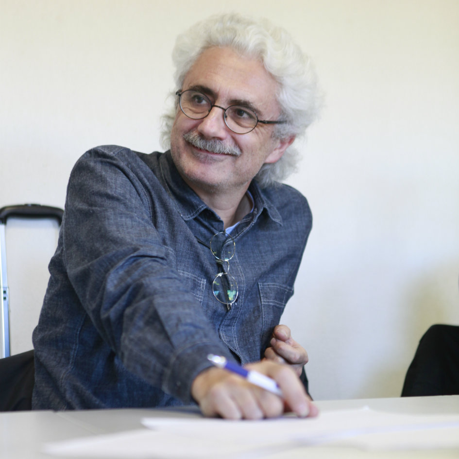 ESMArtistiques's tweet photo. [Rencontre]
25 ans chez Dreamworks puis Character Animator Manager chez Netflix, Kristof Serrand est un ponte de l'animation 3D.
Il est venu visiter le nouveau campus de #Montpellier et rencontrer les étudiants de 4e année d'animation 3D. 
Lire l'article👉 https://t.co/J50fP4PybB https://t.co/ve0NrSG3gC