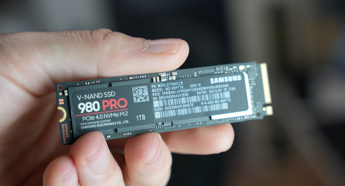 LeoTechMaker's tweet image. 🔥 #CONCOURS 🔥

5 SSD NvmE Samsung 980 PRO à gagner !

Pour participer :
- #RT ce tweet
- Follow @SamsungFR &amp;amp; @LeoTechMaker   
- Mentionne 1 ami en réponse à ce tweet

TAS 24H ! (30/03/2021)

#SamsungFastTour #Samsung #Sponsorisé #SpeedBuilders2021 #SpeedBuildersFR @SamsungFR
