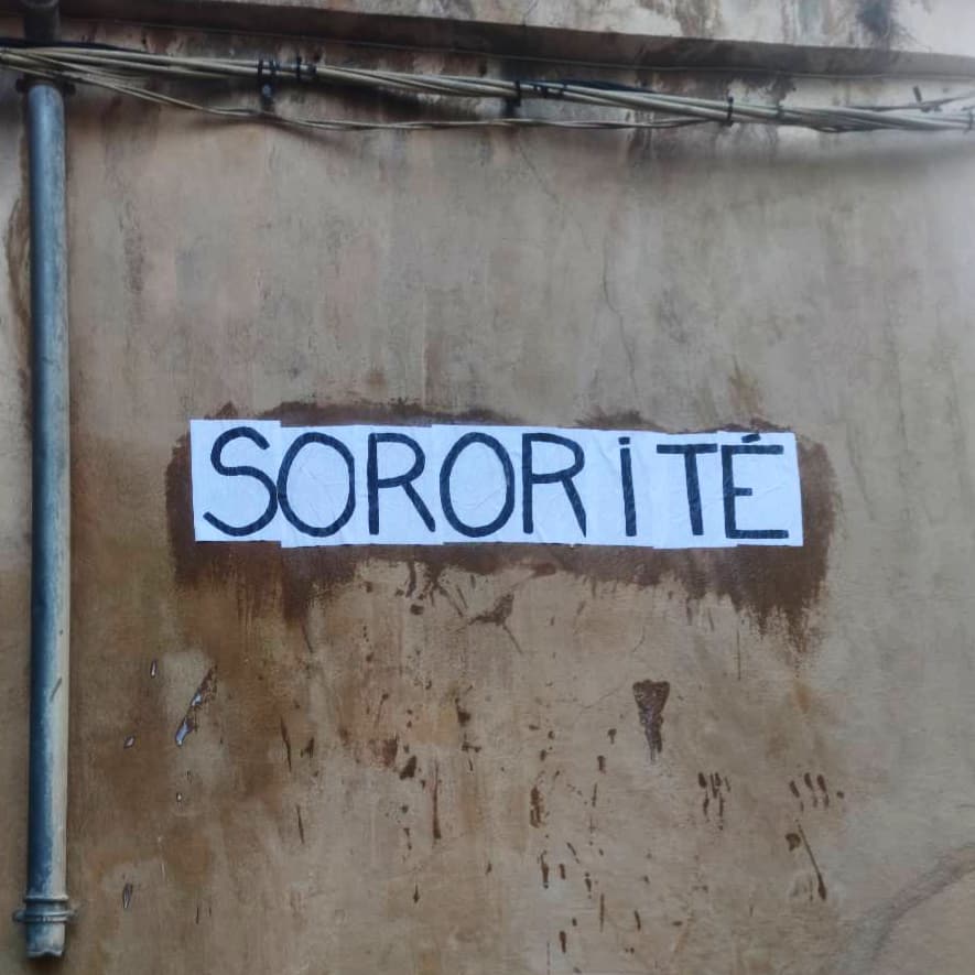 CollagesAix's tweet photo. TU N'ES PAS SEUL.E ❤️✊

#collagesfeministesaix #collages #aixenprovence https://t.co/Yd5bmMQgg2