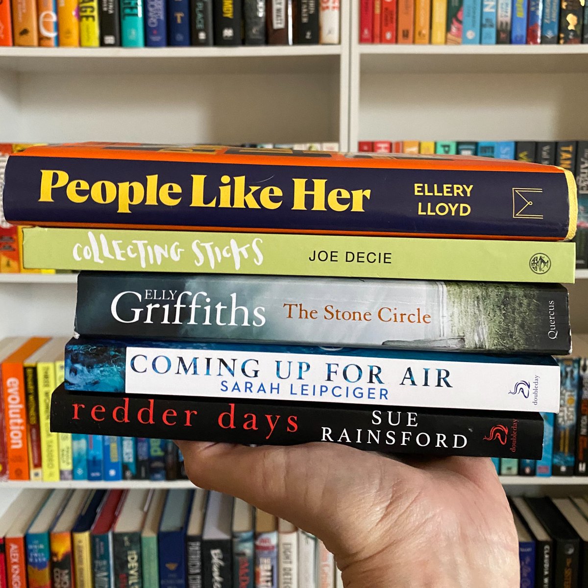 QuickBookRevie3's tweet photo. New! This week I interview @ElleryLloyd 
about #PeopleLikeHer &amp; review #CollectingSticks by @joedecie , #TheStoneCircle by @ellygriffiths, #ComingUpForAir by a @SarahLeipciger, #RedderDays by @humbird_fuil the &amp; #Dune by Frank Herbert. Link to episode here:https://t.co/3FqTZeKmd7 https://t.co/rKGhQ2a0X5