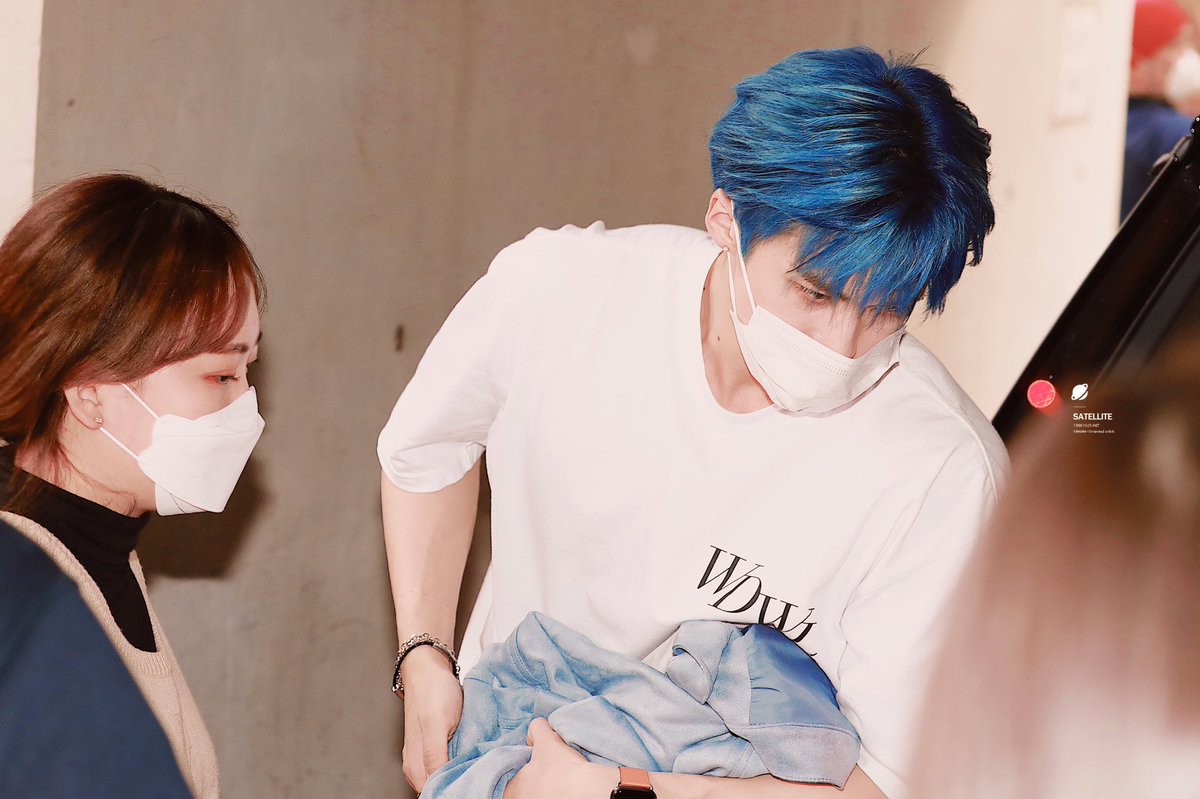 19961025net's tweet photo. 210329

#옌안 #YANAN #闫桉 #イェナン
#펜타곤   #PENTAGON
#LOVE_or_TAKE https://t.co/0qPIe4eNrH