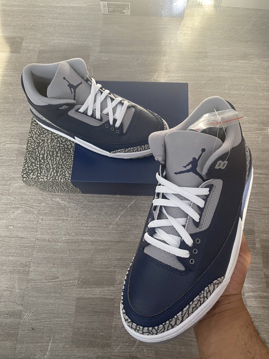 siriusthestr's tweet image. Midnight navy 🦇