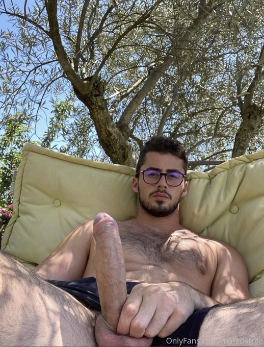RETWEET and subscribe to my FREE Onlyfans account ??
?? https://t.co/RYrhTTu5Hi Thanks my babies ? https://t