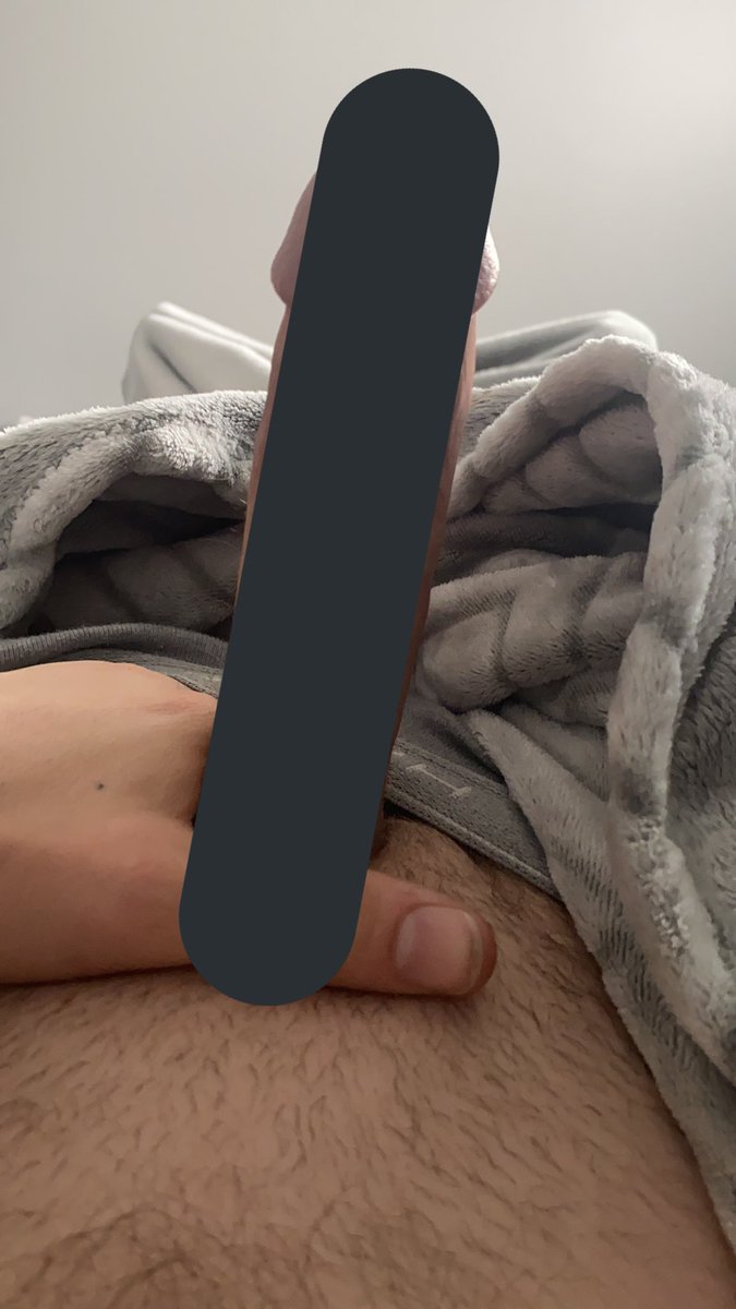 zfans1522's tweet photo. Who wants to see my big cock deep in pussy hmu 😘 #bigcock #fucking #money #cashapp https://t.co/6QY1Lw3YVw