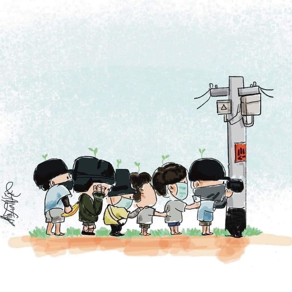 paingsoearkar1's tweet photo. Currently, Our only defense is the lamp post. All those statements from UN,US and international won’t save us from the deadly bullets, Myanmar military do not stop killing people.😰#WhatsHappeningInMaynmar https://t.co/dWM2Z6czJw