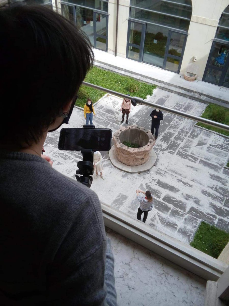 civicaverona's tweet photo. Giornata di riprese in biblioteca 😉
Al trailer uscito per il Dantedi, seguiranno i video del viaggio di Dante sulla terra e nei tre regni della Commedia accompagnati dai nostri ragazzi del Servizio Civile!
Curiosi?
#livinglibrary #scn #bcvr #Verona #dante700 https://t.co/Bckr4BKEYb